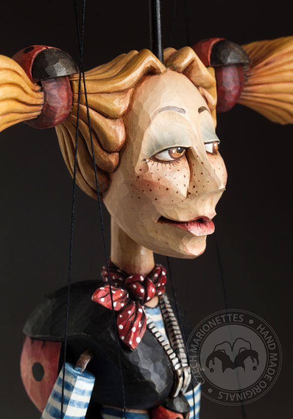 Marionnette en bois sculpté à la main Ladybug, Zoo Sapiens collection