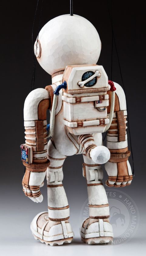 Dogstronaut – wooden hand-carved marionette of brave dog