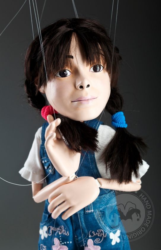 Porträt Marionette des niedlichen kleinen Mädchens - 60 cm