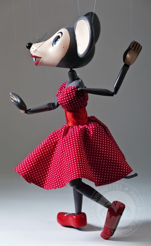 Tanzende Maus in einem roten Kleid - 24-Zoll-Marionette auf Profi-Ebene