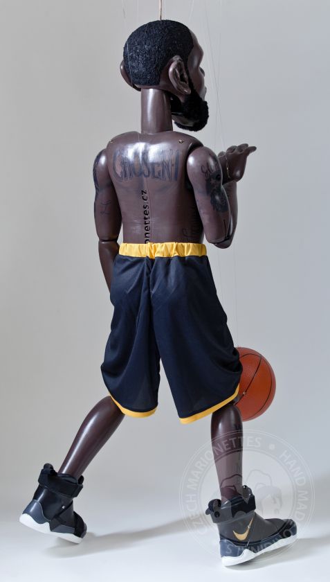 LeBron James Baskeballspieler professionelle Marionette - 100 cm groß
