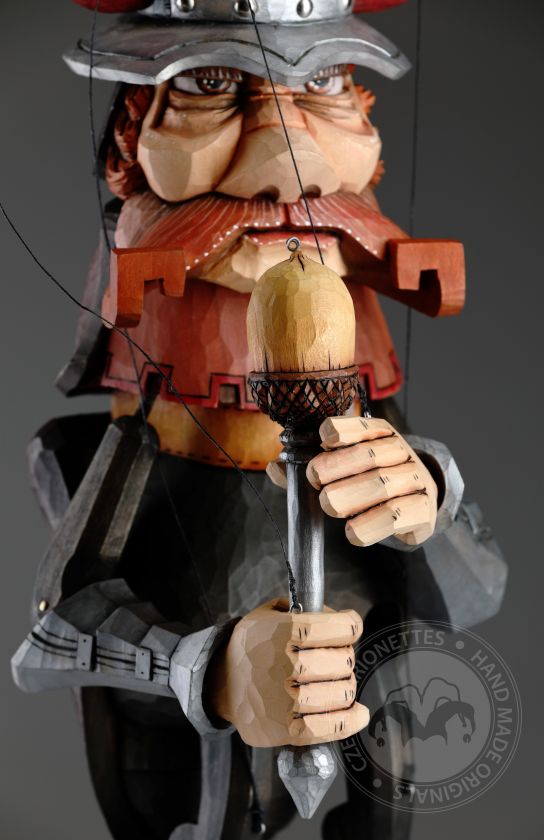 Jan Roháč – Cerf coléoptère – fantastique marionnette sculptée à la main par Jakub Fiala