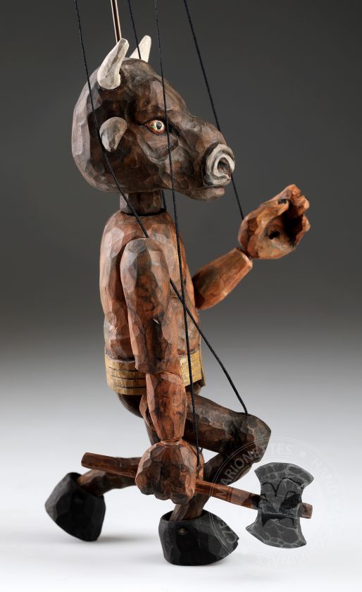 Toro guerriero - marionetta stilizzata intagliata a mano