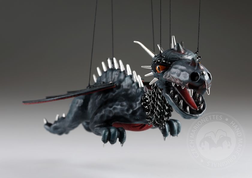 Marionnette dragon effrayant