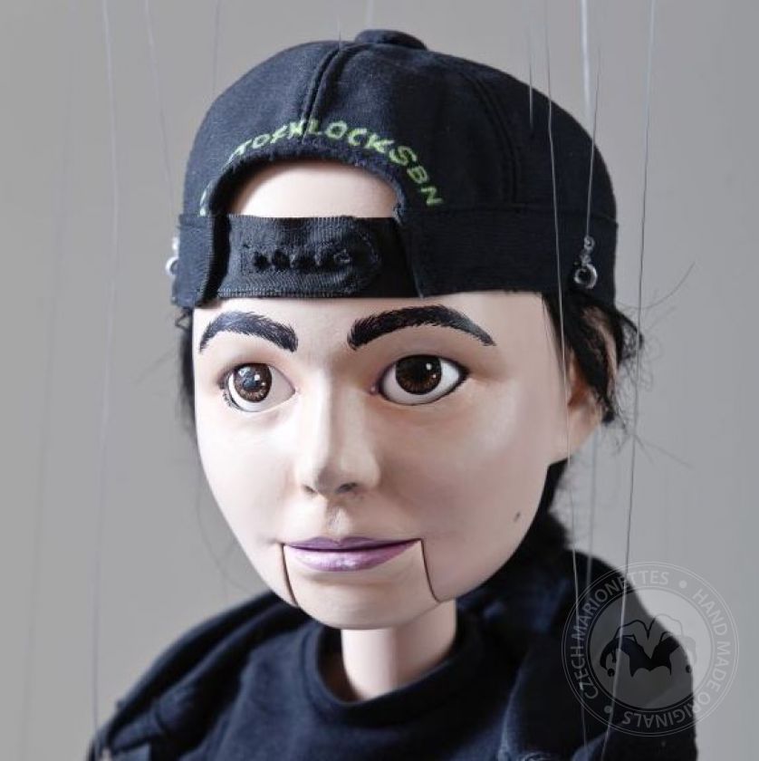 Ragazza adolescente, Modello 3D di una testa (per marionetta da 60 cm, occhi e bocca mobili)