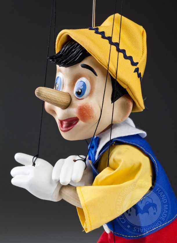 Pinocchio Cartoon Puppe