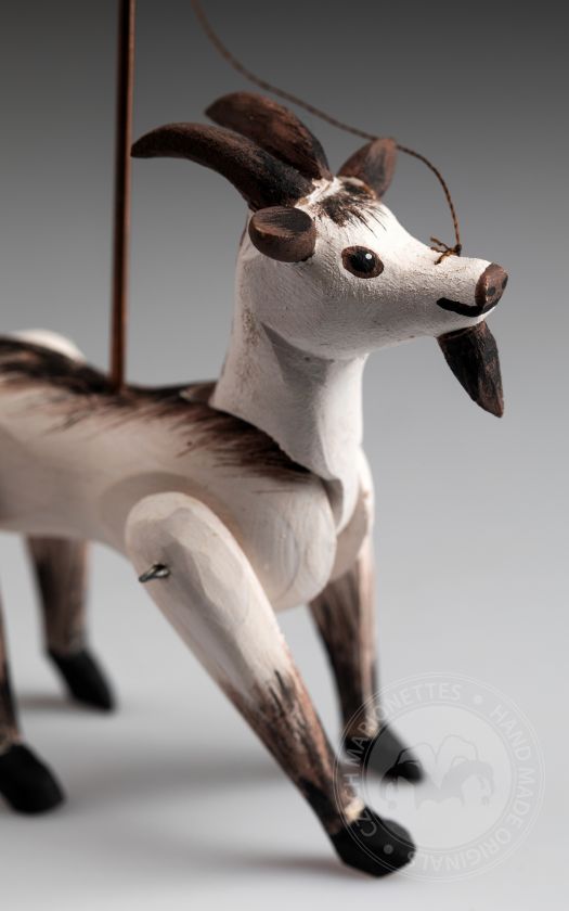 Chèvre - Mini marionnette en bois