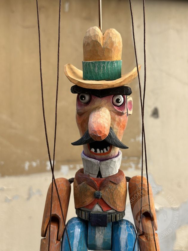 Erfahrener Cowboy - Tschechische Marionette aus Holz