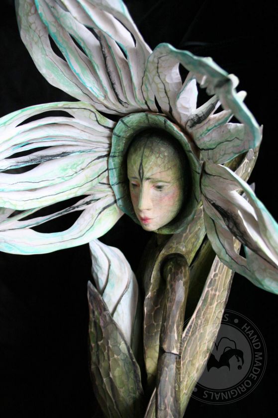 Fée Fleur - Marionnette en bois sculptée à la main