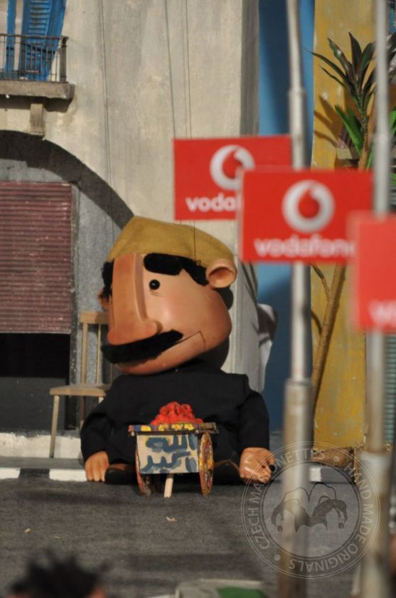 Referenz, auf die wir stolz sind: Marionetten für Vodafone-Werbung - Naher Osten
