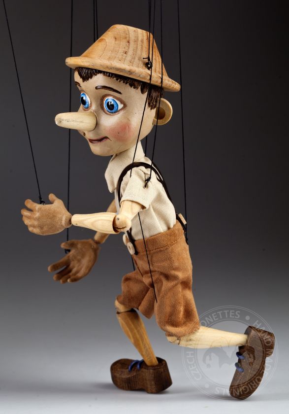 Incroyable marionnette Pinocchio dans un style rétro