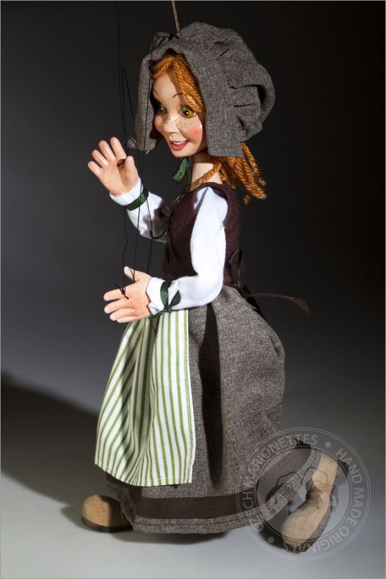 Dorotka - schöne Marionette traditionelles Dorfmädchen
