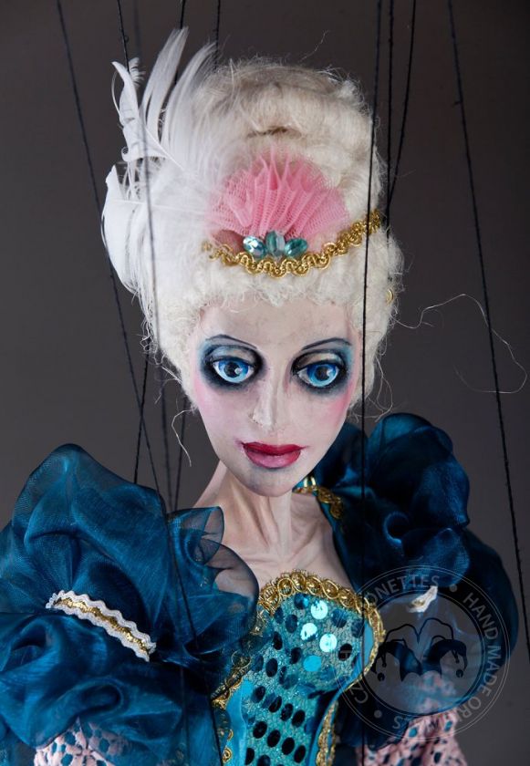 Duchess Victoria – original Czech Marionette