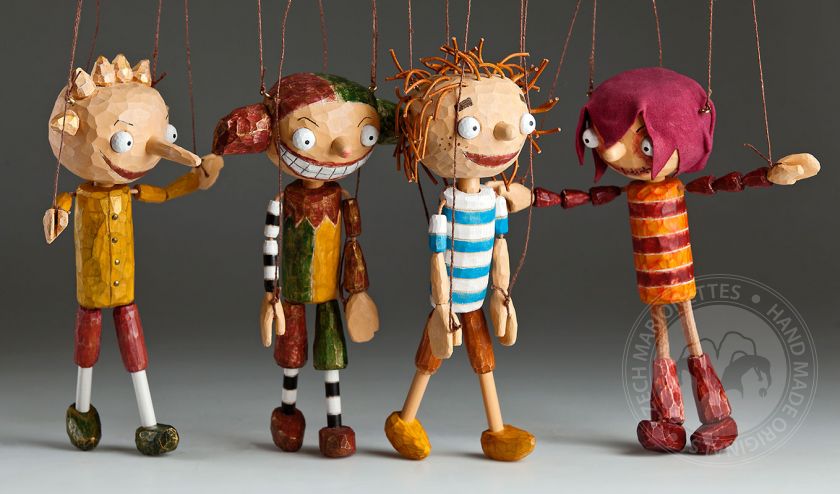 Marionnettes Tchèques: Les 4 camarades de classe