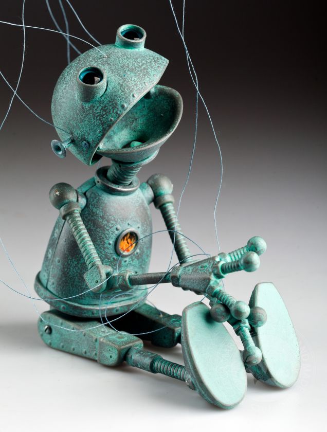 ONA - Marionnette robot féminine