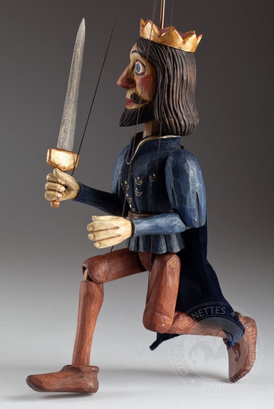 Prince - une marionnette sculptée de manière traditionnelle