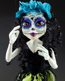 Blue Santa Muerte, design puppet