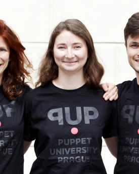 PUP T-Shirt (Puppet University Prague) für Marionettenliebhaber