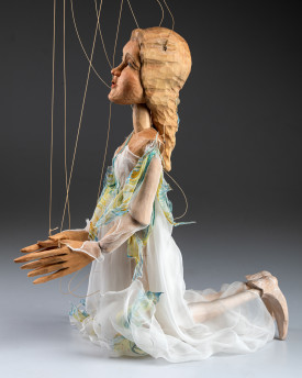 Morning Dew - marionnette en bois sculptée à la main