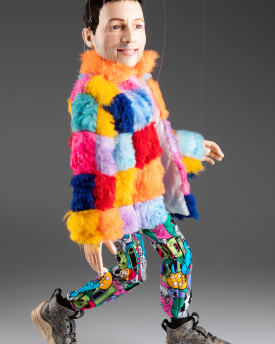 Festivalový parťák – 60cm loutka podle fotky s pohyblivýma očima a ústy