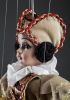 foto: Dvorní dáma Elizabeth – půvabná loutka v noblesních šatech