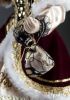 foto: Comtesse Anna - une marionnette d'une tendre blonde avec un chapeau approprié